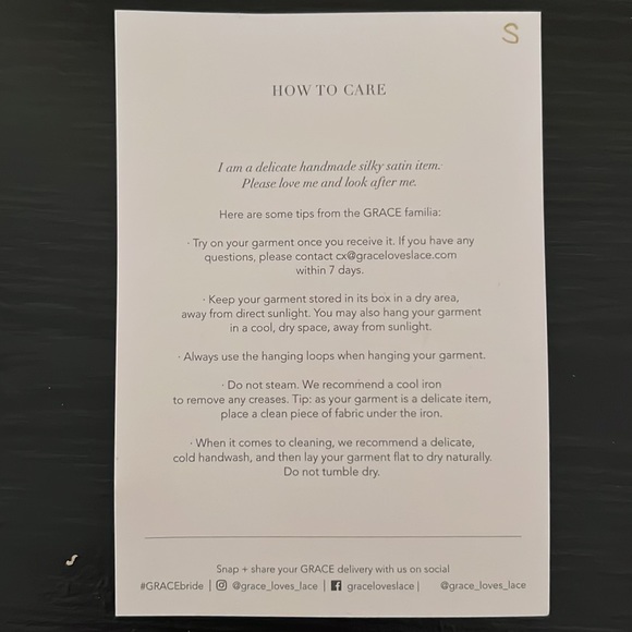 Grace Loves Lace Bridesmaid Dress. Australian Made
Colour: Moonshine
Size: Small - Picture 5 of 6